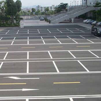 專業可靠的道路、停車場及交通設施安裝服務，全面解決北京停車難題